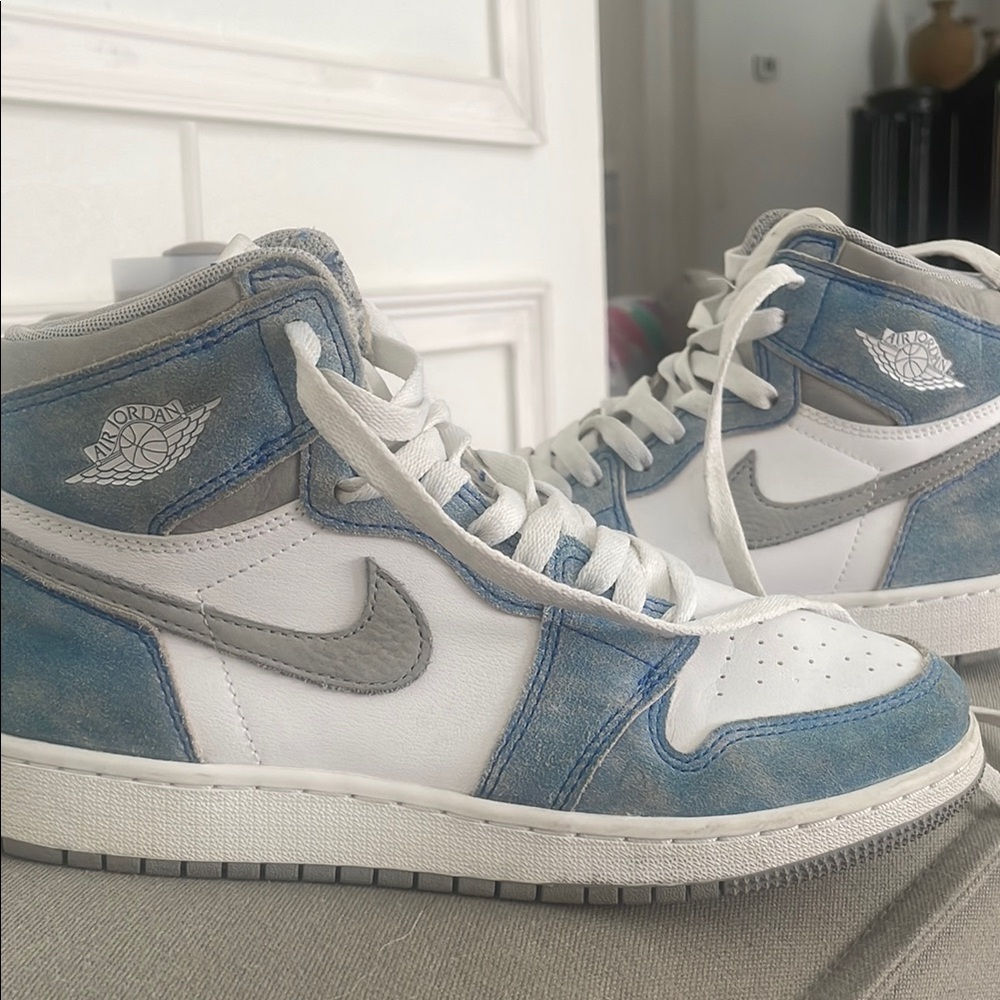 Jordan Nike Kids Sneakers - Blue and White